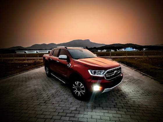FORD RANGER 3.2 LIMITED 4X4 CD 20V DIESEL 4P AUTOMÁTICO