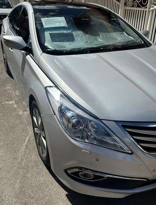 HYUNDAI-AZERA-2015