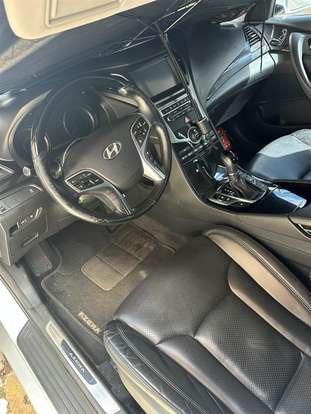 HYUNDAI-AZERA-2015