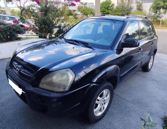 HYUNDAI TUCSON 2.0 MPFI GL 16V 142CV 2WD GASOLINA 4P AUTOMÁTICO