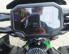 KAWASAKI Z900 KAWASAKI Z900