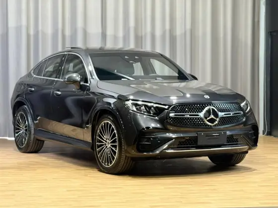 MERCEDES-BENZ GLC 300 2.0 MHEV AMG LINE COUPÉ 4MATIC 9G-TRONIC MERCEDES-BENZ GLC 300 2.0 MHEV AMG LINE COUPÉ 4MATIC 9G-TRONIC