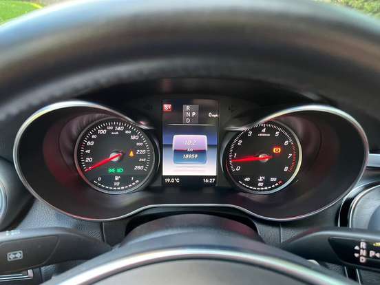MERCEDES-BENZ-C 300-2018