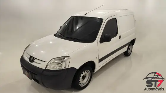 PEUGEOT PARTNER 1.6 FURGÃO 800KG 16V FLEX 3P MANUAL PEUGEOT PARTNER 1.6 FURGÃO 800KG 16V FLEX 3P MANUAL