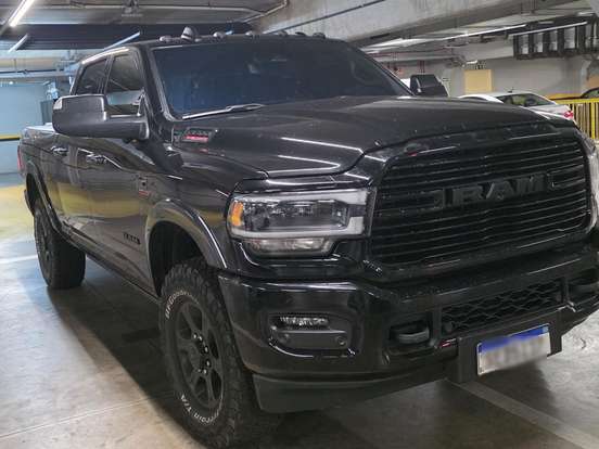 RAM-3500-6.7 I6 TURBO DIESEL LARAMIE NIGHT EDITION CD 4X4 AUTOMÁTICO RAM-3500-2022
