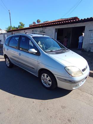 RENAULT SCÉNIC 1.6 PRIVILÉGE 16V FLEX 4P MANUAL
