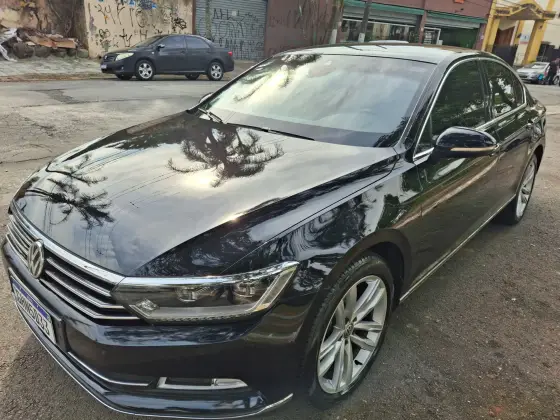 VOLKSWAGEN PASSAT 2.0 16V TSI BLUEMOTION GASOLINA HIGHLINE 4P DSG VOLKSWAGEN PASSAT 2.0 16V TSI BLUEMOTION GASOLINA HIGHLINE 4P DSG