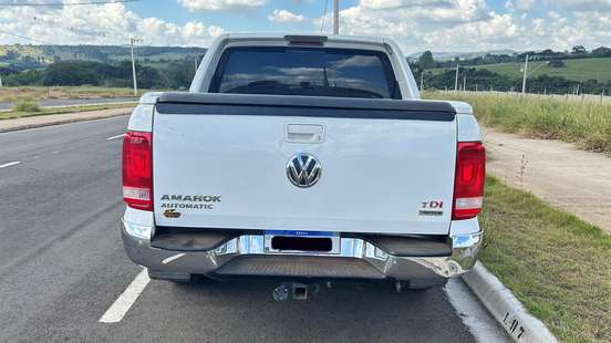 VOLKSWAGEN-AMAROK-2013