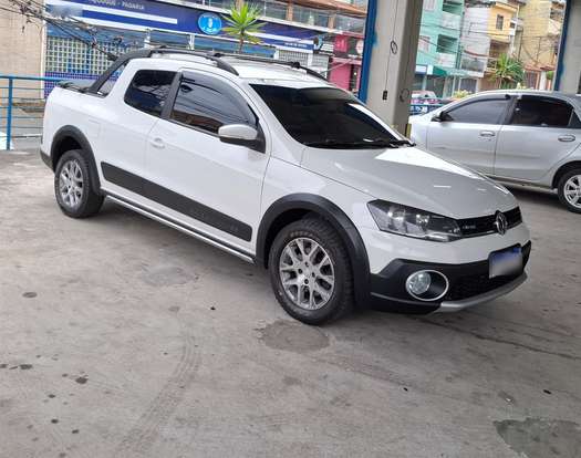 VOLKSWAGEN-SAVEIRO-2014