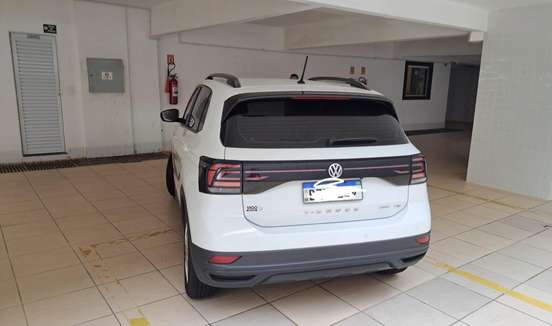 VOLKSWAGEN-T-CROSS-2020