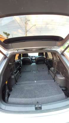 VOLKSWAGEN-TIGUAN-2023