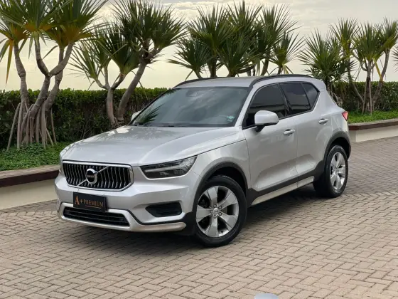 VOLVO XC40 2.0 T4 GASOLINA GEARTRONIC