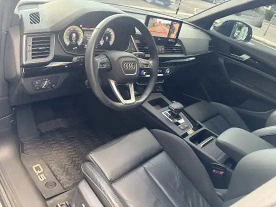 AUDI-Q5-2024
