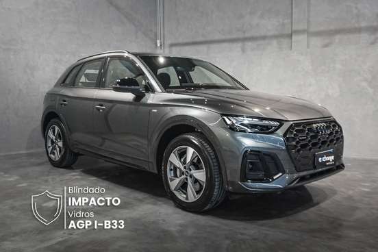 AUDI-Q5-2024