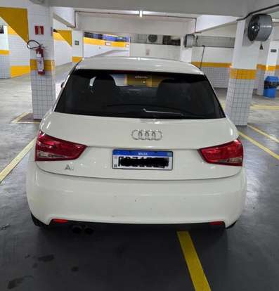 AUDI-A1-2011