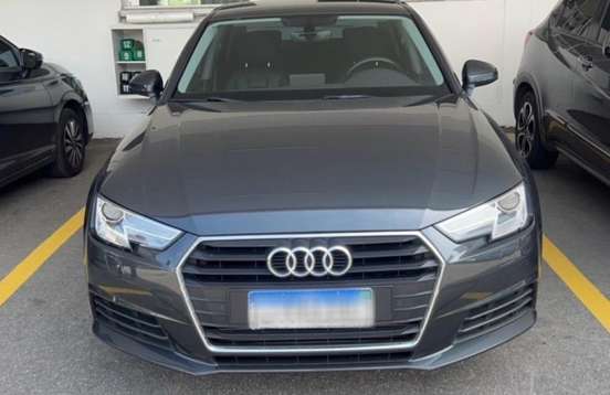 AUDI-A4-2018