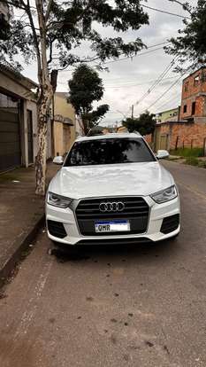 AUDI-Q3-2017
