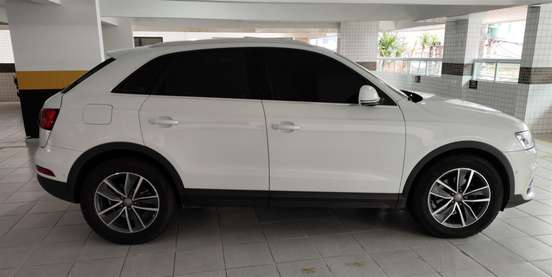 AUDI-Q3-2017