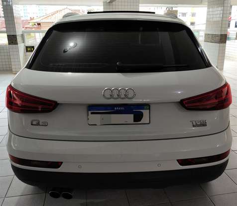 AUDI-Q3-2017