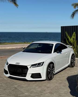 AUDI-TT-2015