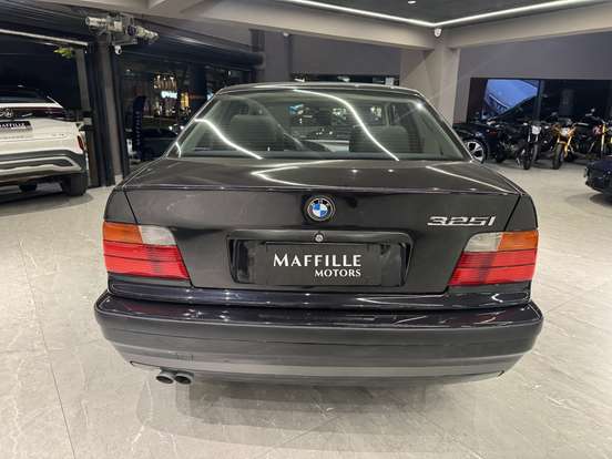 BMW-325i-2.5 SEDAN 24V GASOLINA 4P AUTOMÁTICO BMW-325i-1994