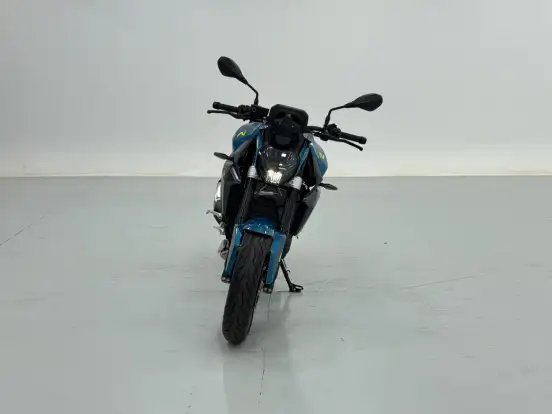 BMW-F 900 R SPORT PLUS-2025