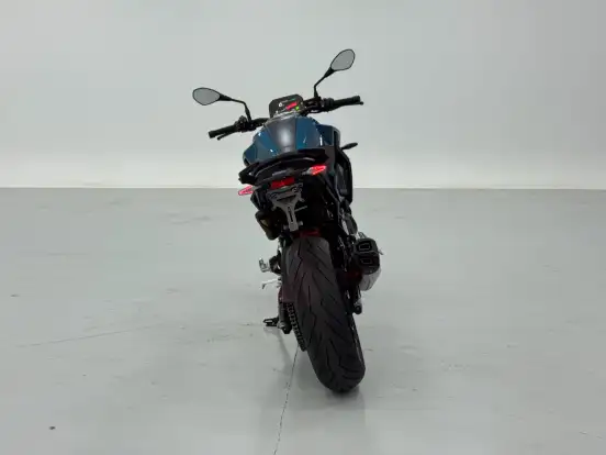 BMW-F 900 R SPORT PLUS-2025