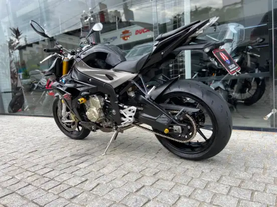 BMW-S 1000 R BMW-S 1000 R-2016