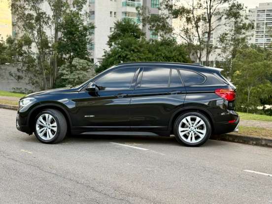 BMW-X1-2.0 16V TURBO ACTIVEFLEX SDRIVE20I 4P AUTOMÁTICO BMW-X1-2017