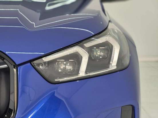 BMW-X1-2024