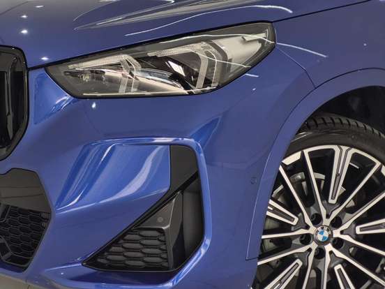 BMW-X1-2024