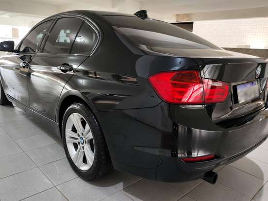 BMW-320i-2.0 SPORT GP 16V TURBO GASOLINA 4P AUTOMÁTICO BMW-320i-2013