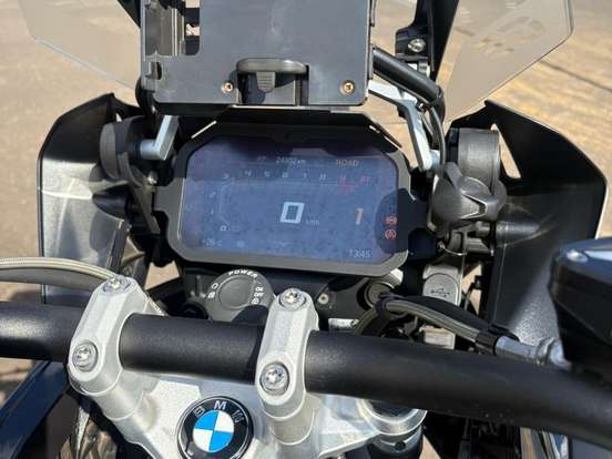BMW-R 1250 GS PREMIUM TRIPLE BLACK BMW-R 1250 GS PREMIUM TRIPLE BLACK-2022