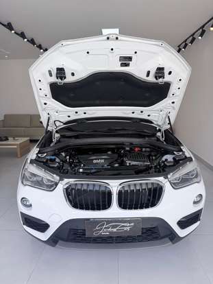 BMW-X1-2018