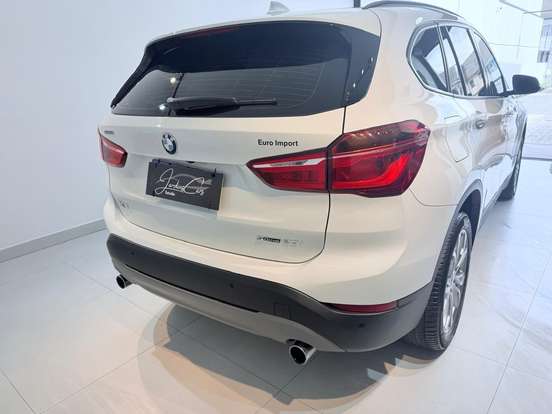 BMW-X1-2.0 16V TURBO ACTIVEFLEX SDRIVE20I 4P AUTOMÁTICO BMW-X1-2018