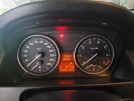 BMW-X1-2.0 16V TURBO GASOLINA SDRIVE20I 4P AUTOMÁTICO BMW-X1-2013