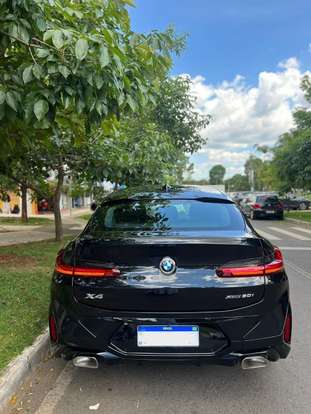 BMW-X4-2023
