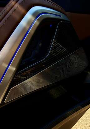 BMW-X6-2021