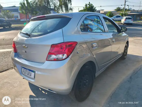 CHEVROLET ONIX 1.0 MPFI JOY 8V FLEX 4P MANUAL CHEVROLET ONIX 1.0 MPFI JOY 8V FLEX 4P MANUAL