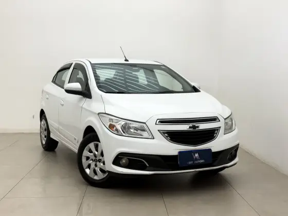 CHEVROLET ONIX 1.0 MPFI LT 8V FLEX 4P MANUAL CHEVROLET ONIX 1.0 MPFI LT 8V FLEX 4P MANUAL