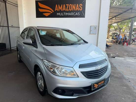 CHEVROLET-ONIX-2017