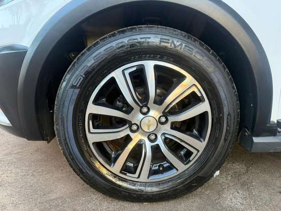 CHEVROLET-ONIX-2017
