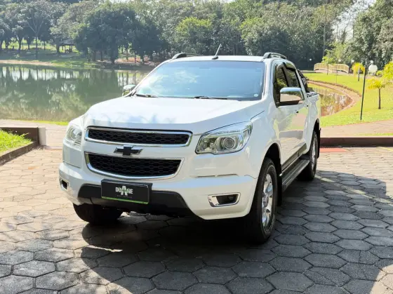 CHEVROLET S10 2.4 MPFI LTZ 4X4 CD 8V FLEX 4P MANUAL CHEVROLET S10 2.4 MPFI LTZ 4X4 CD 8V FLEX 4P MANUAL