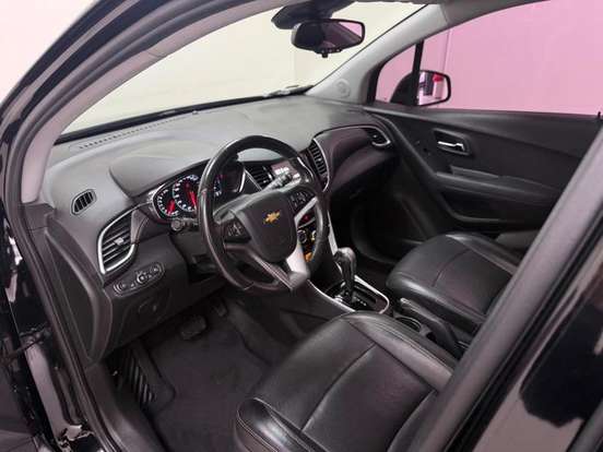 CHEVROLET-TRACKER-2018