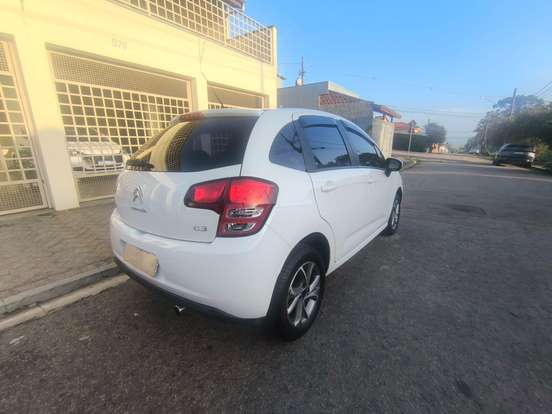 CITROËN-C3-1.6 TENDANCE 16V FLEX 4P AUTOMÁTICO CITROËN-C3-2017