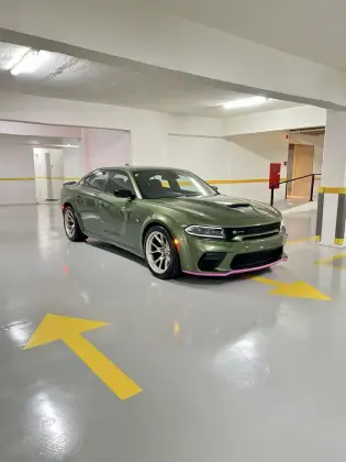 DODGE CHARGER 6.4 V8 SRT HEMI GASOLINA SCAT PACK AUTOMÁTICO DODGE CHARGER 6.4 V8 SRT HEMI GASOLINA SCAT PACK AUTOMÁTICO