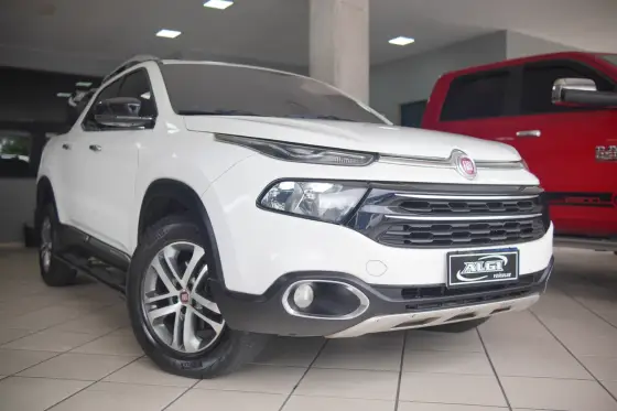 FIAT TORO 2.0 16V TURBO DIESEL VOLCANO 4WD AT9