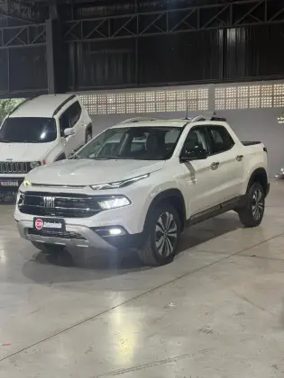 FIAT TORO 2.0 16V TURBO DIESEL VOLCANO 4WD AT9 FIAT TORO 2.0 16V TURBO DIESEL VOLCANO 4WD AT9