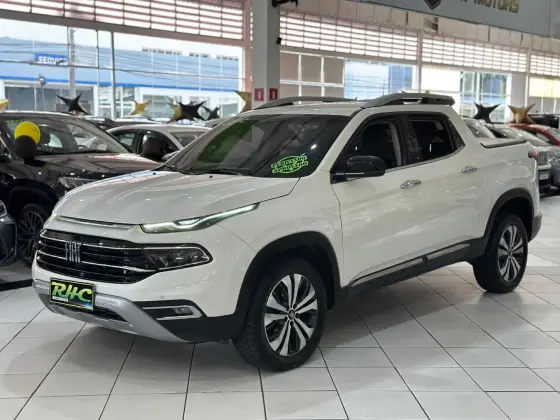 FIAT TORO 2.0 16V TURBO DIESEL VOLCANO 4WD AT9 FIAT TORO 2.0 16V TURBO DIESEL VOLCANO 4WD AT9