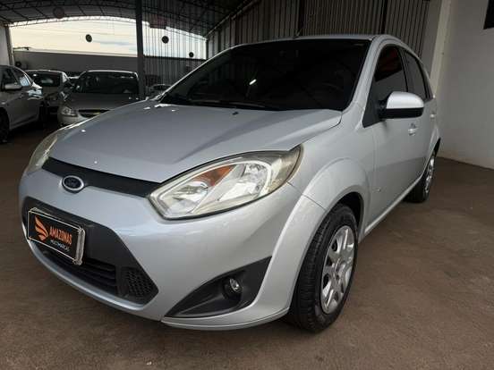 FORD-FIESTA-2014
